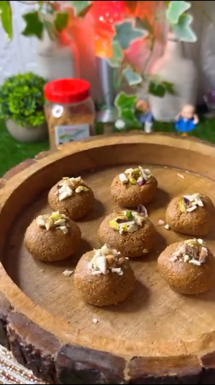 Sondesh with Paawak jaggery powder